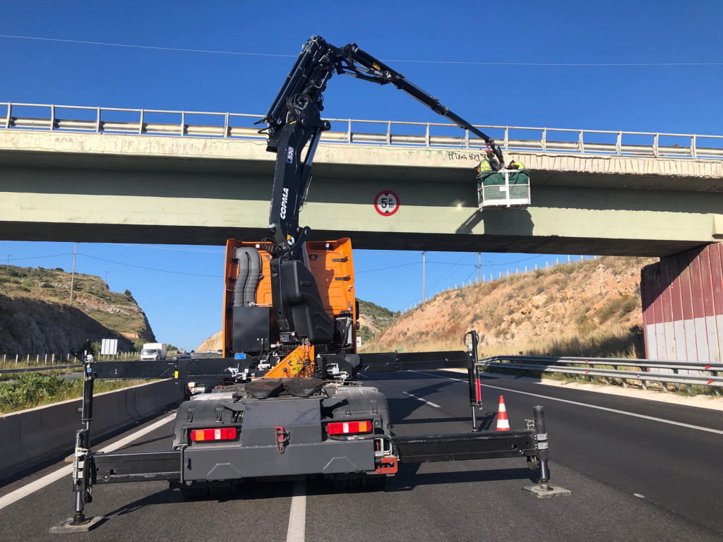 COPMA KNUCKLE BOOM CRANE 360