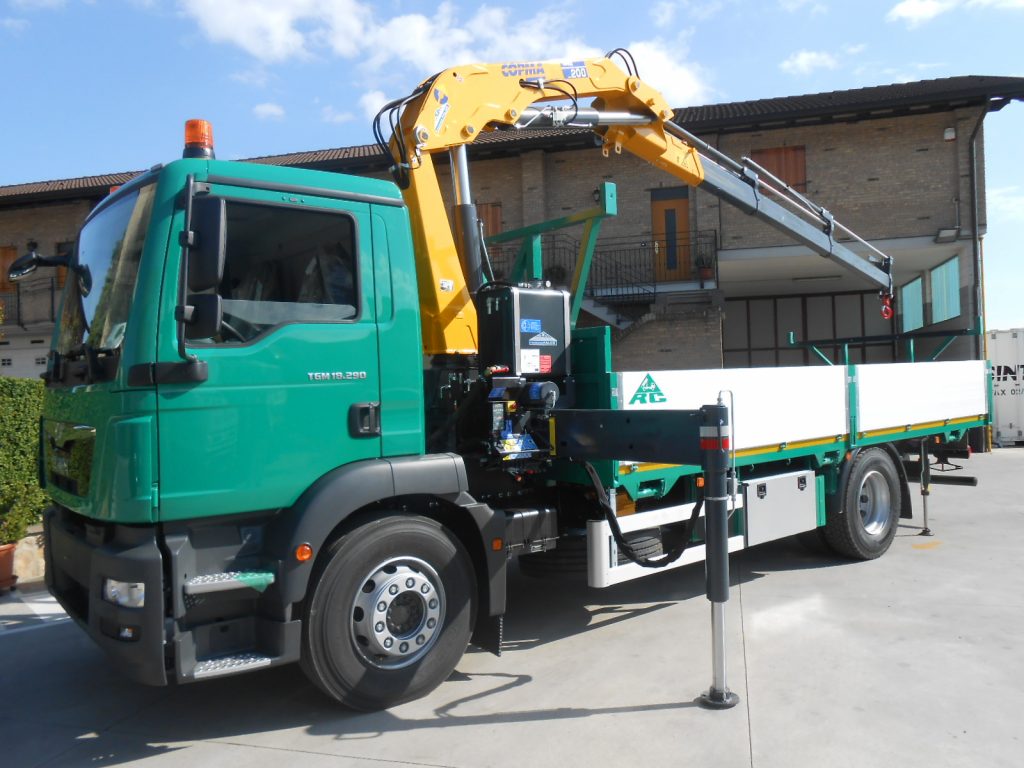 LOADER CRANE COPMA 130