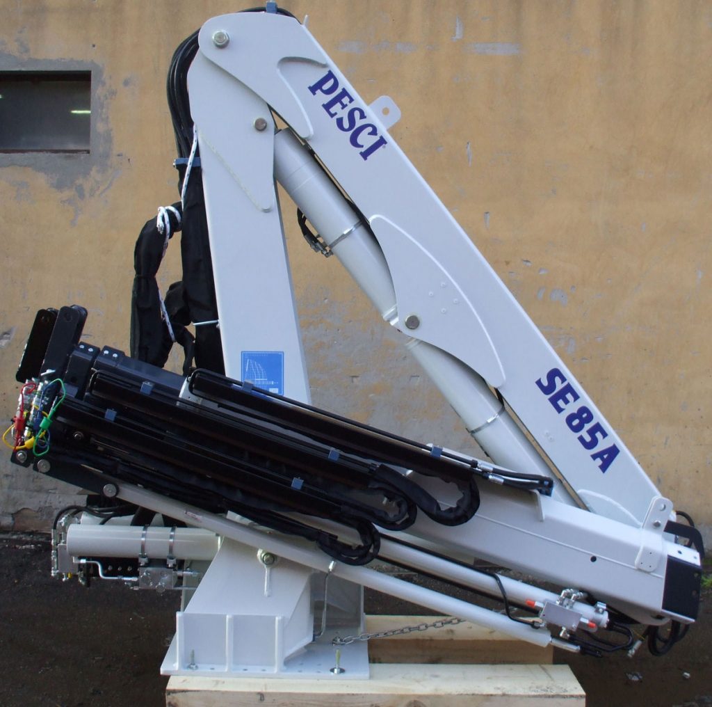 PESCI MARINE LOADER CRANE 85